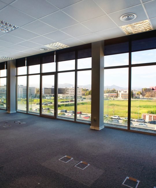 Ventanal segunda planta Edificio Mas Blau